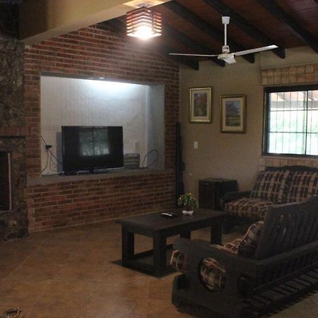 Posada San Miguel Paraguari Luaran gambar