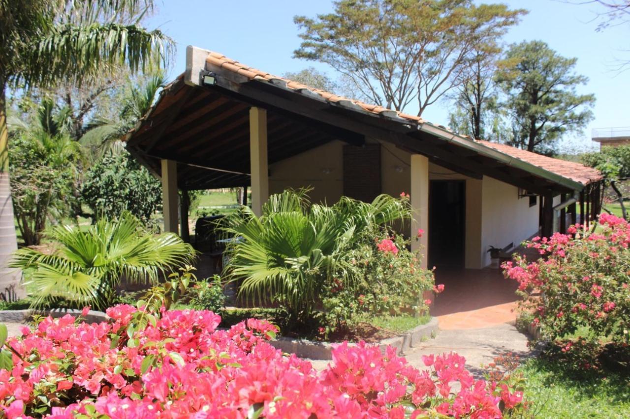 Posada San Miguel Paraguari Luaran gambar